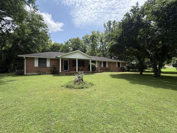 456 Ewing Ln , Nashville, TN 37207