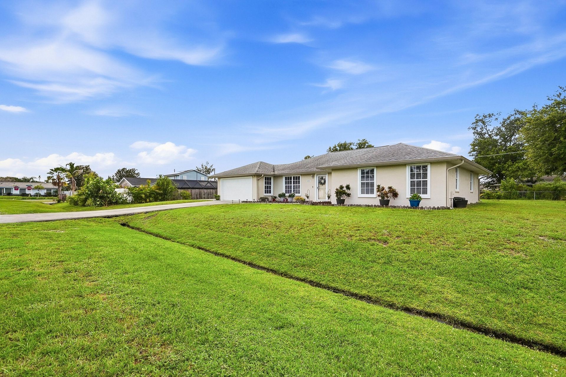482 SE Galleon Lane, Port Saint Lucie, FL 34983 Photo