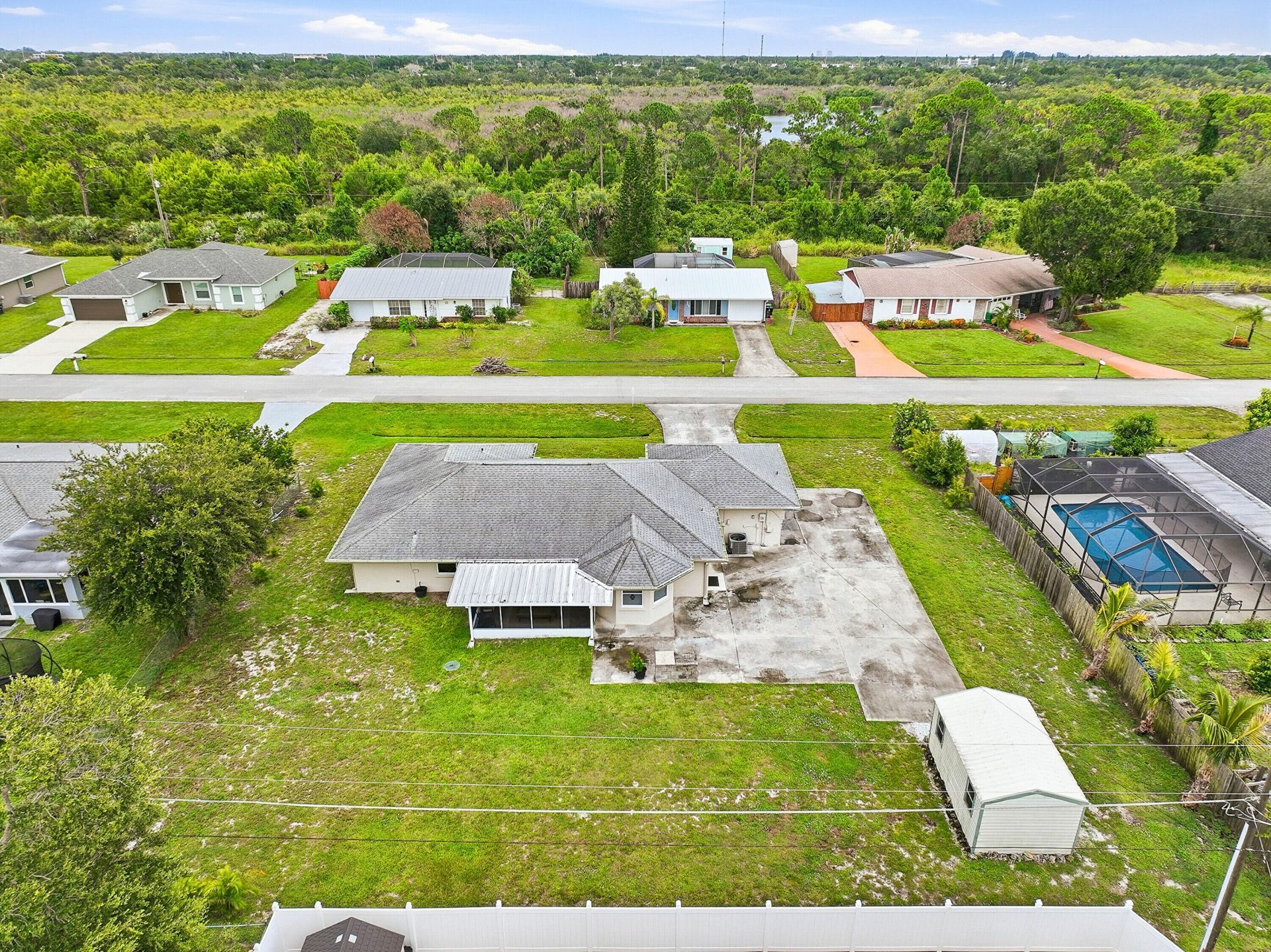 482 SE Galleon Lane, Port Saint Lucie, FL 34983 Photo