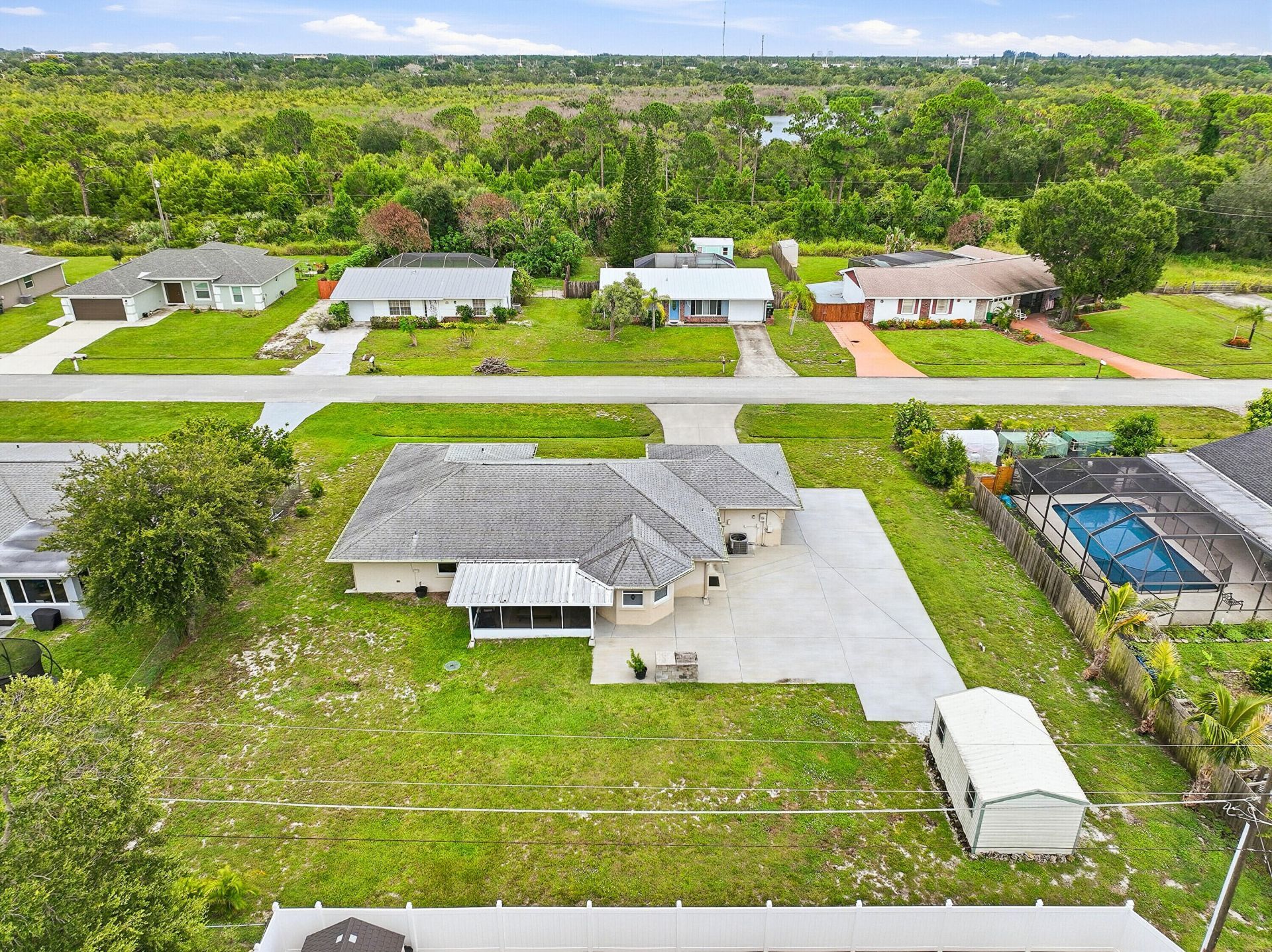 482 SE Galleon Lane, Port Saint Lucie, FL 34983 Photo