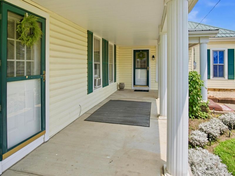 32 E 1st Street, Frazeysburg, OH 43822 Photo 10