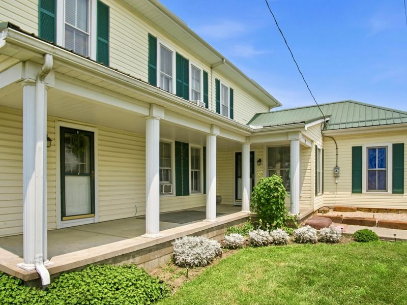32 E 1st Street, Frazeysburg, OH 43822 Photo 6
