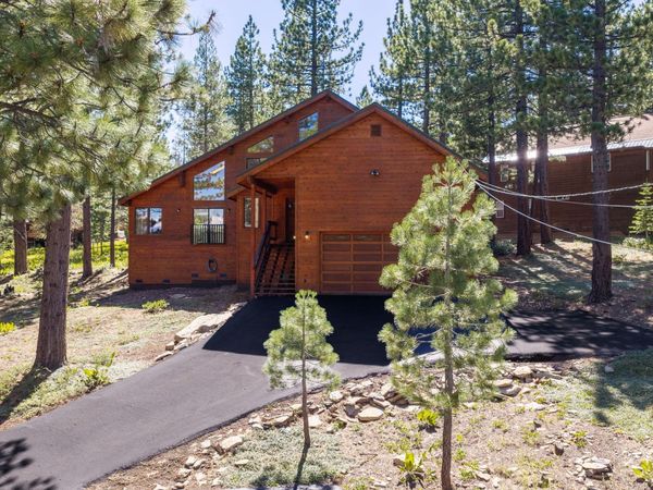 13040 Hillside Drive, Truckee, CA 96161
