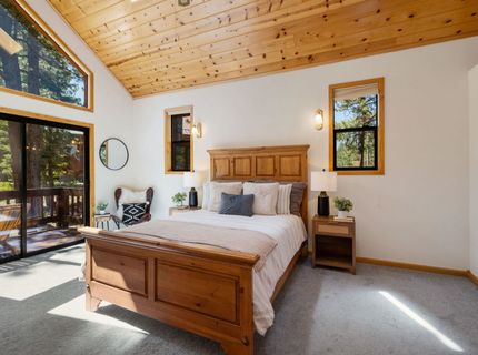 13040 Hillside Drive, Truckee, CA 96161 Photo
