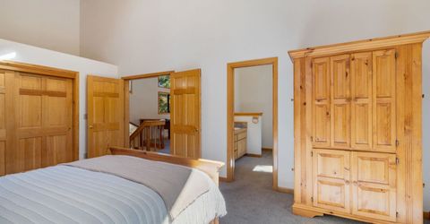 13040 Hillside Drive, Truckee, CA 96161 Photo