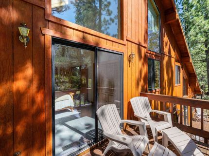 13040 Hillside Drive, Truckee, CA 96161 Photo
