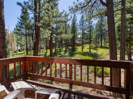 13040 Hillside Drive, Truckee, CA 96161 Photo