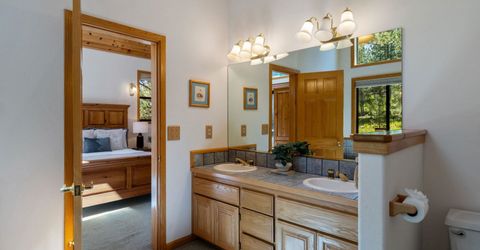 13040 Hillside Drive, Truckee, CA 96161 Photo