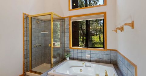 13040 Hillside Drive, Truckee, CA 96161 Photo
