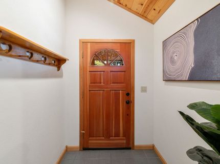 13040 Hillside Drive, Truckee, CA 96161 Photo