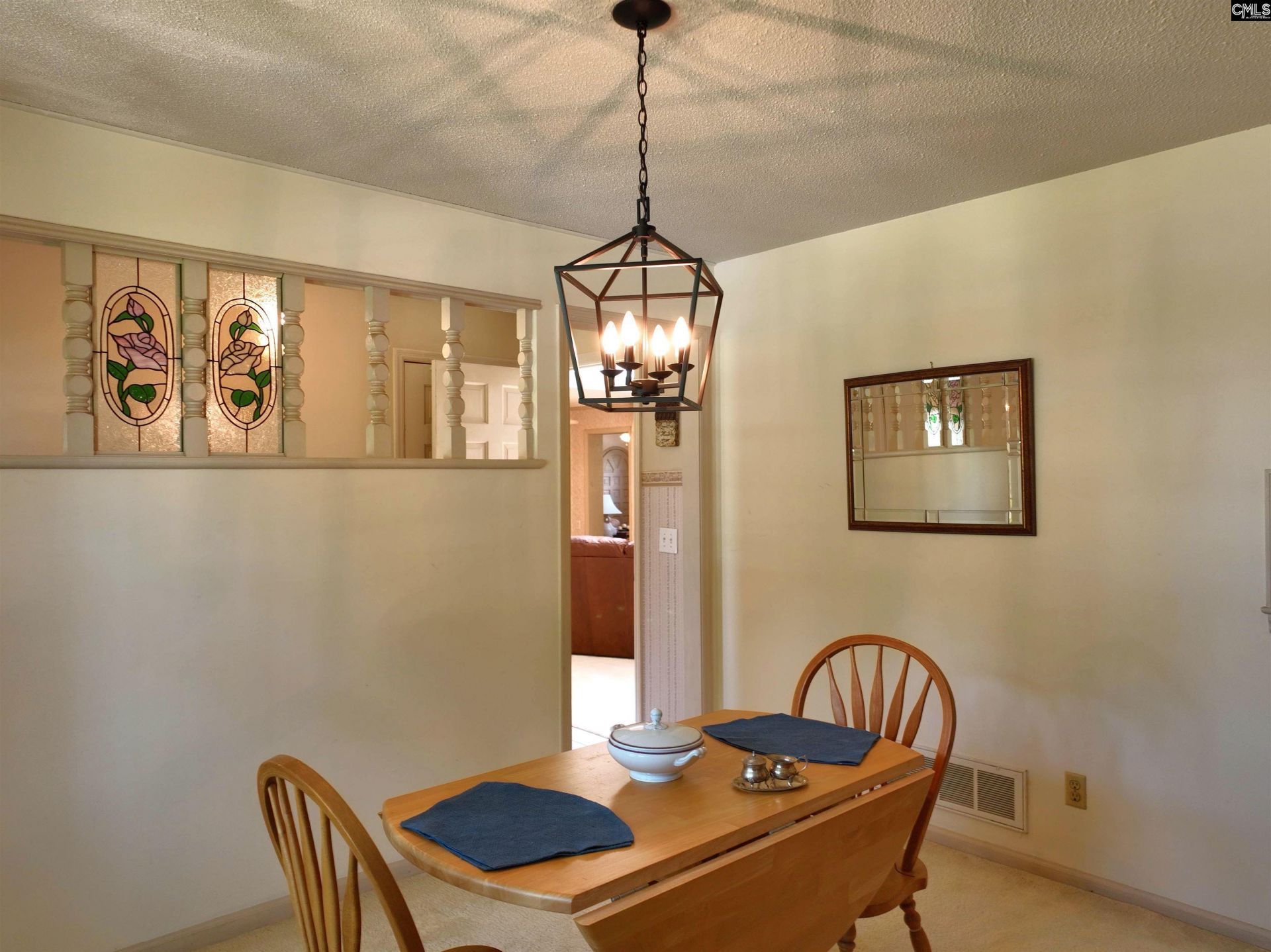 104 Oak Leaf Lane  Photo 11
