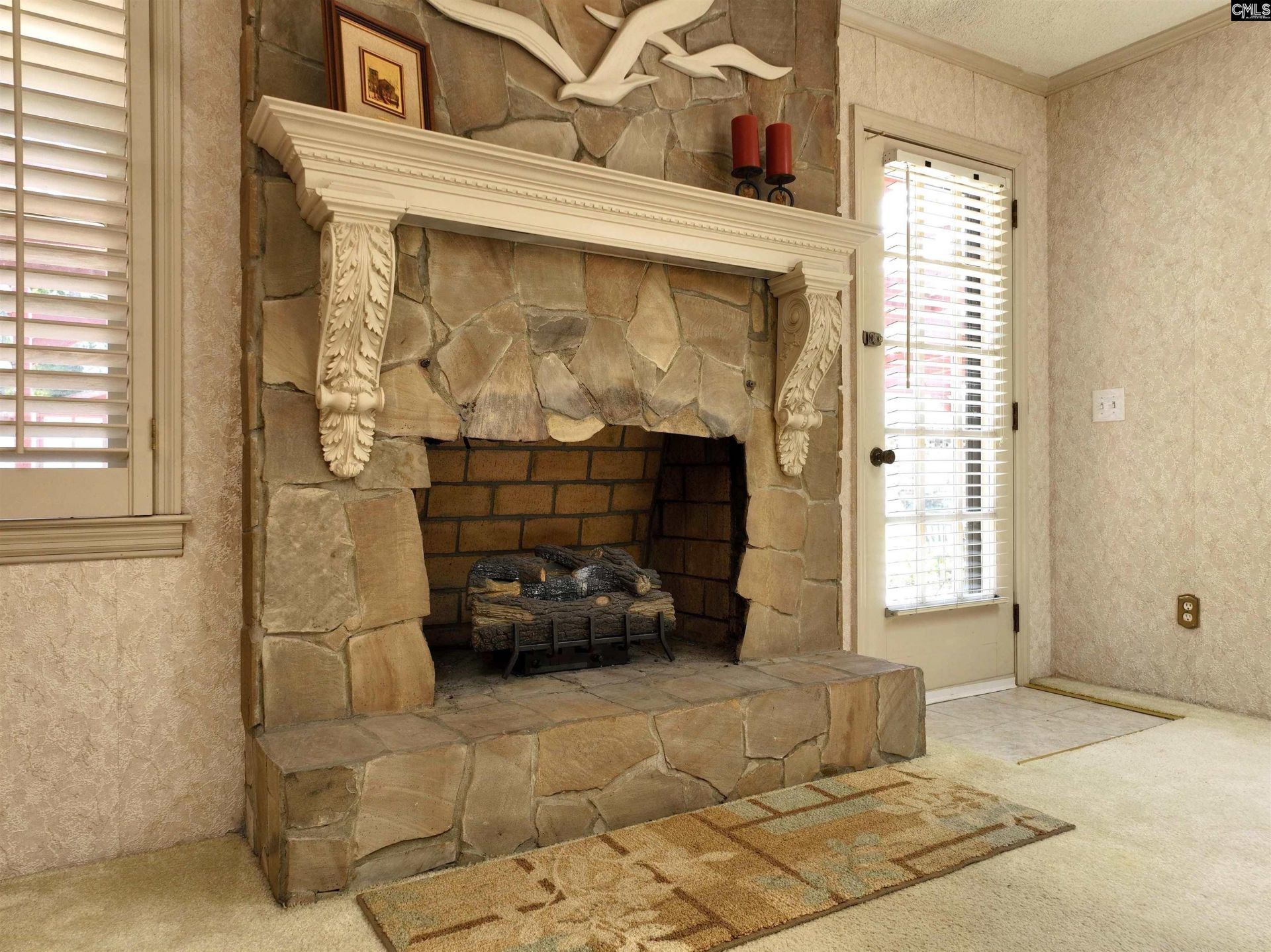 104 Oak Leaf Lane  Photo 14