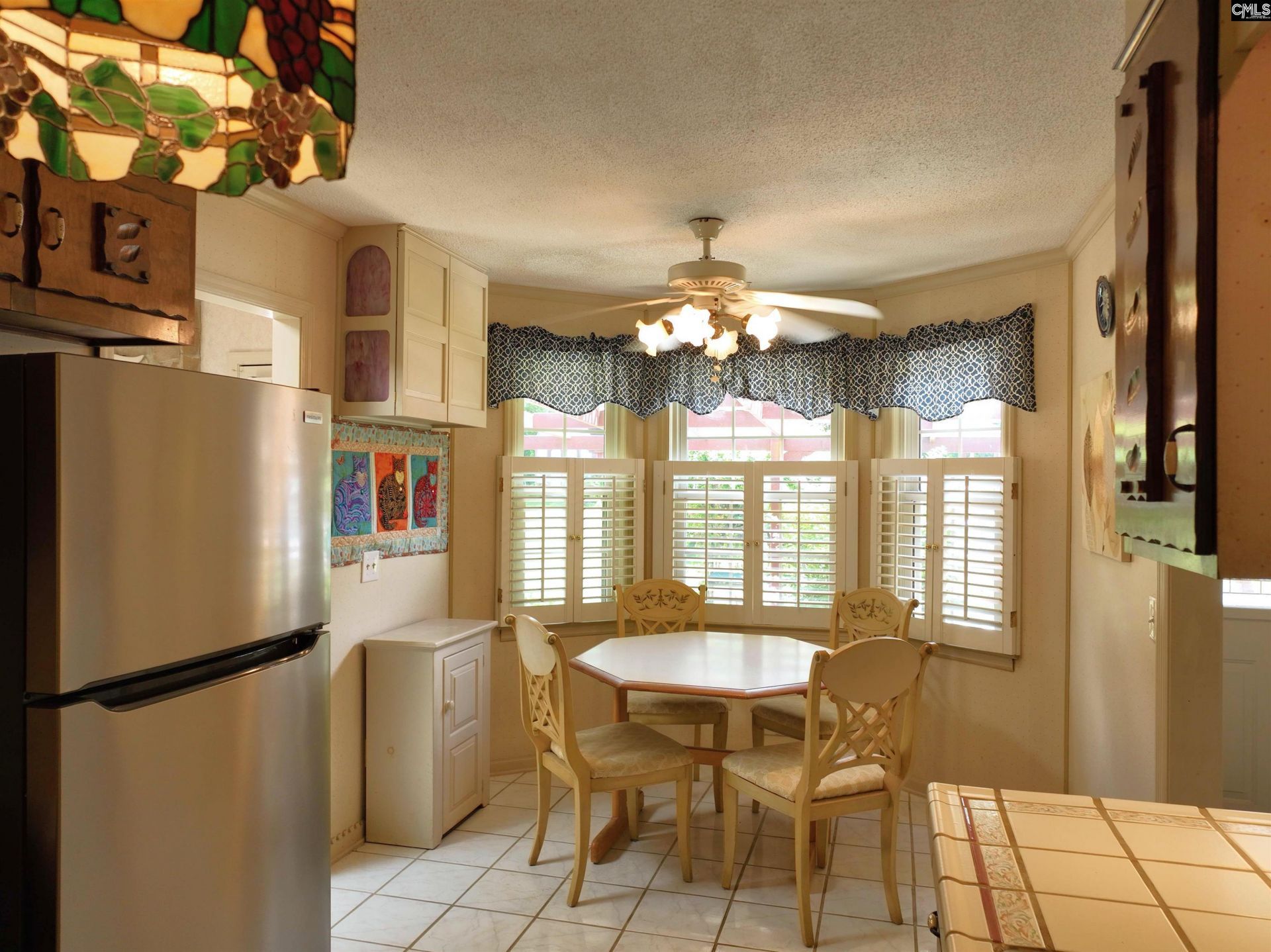 104 Oak Leaf Lane  Photo 16