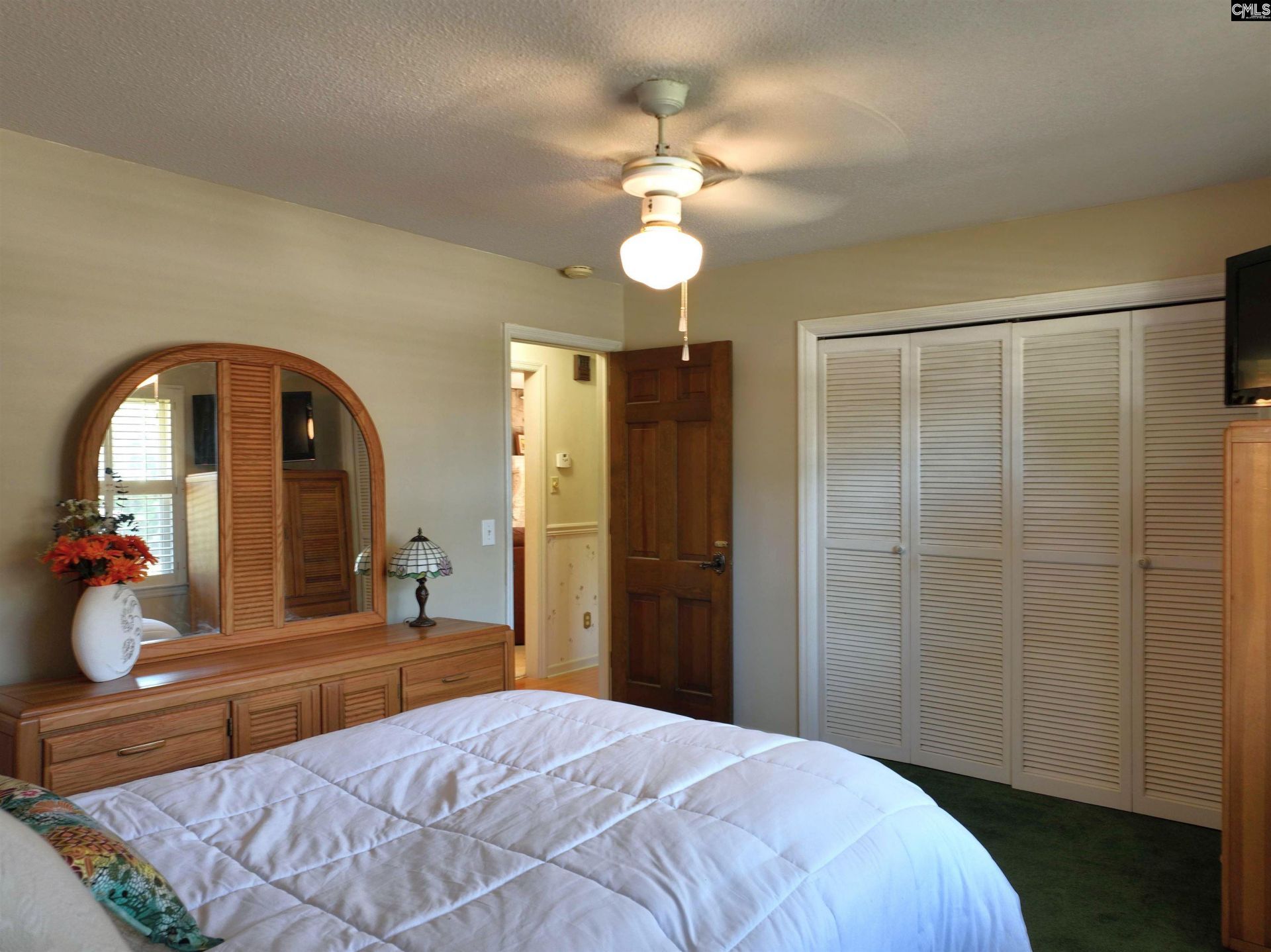 104 Oak Leaf Lane  Photo 25