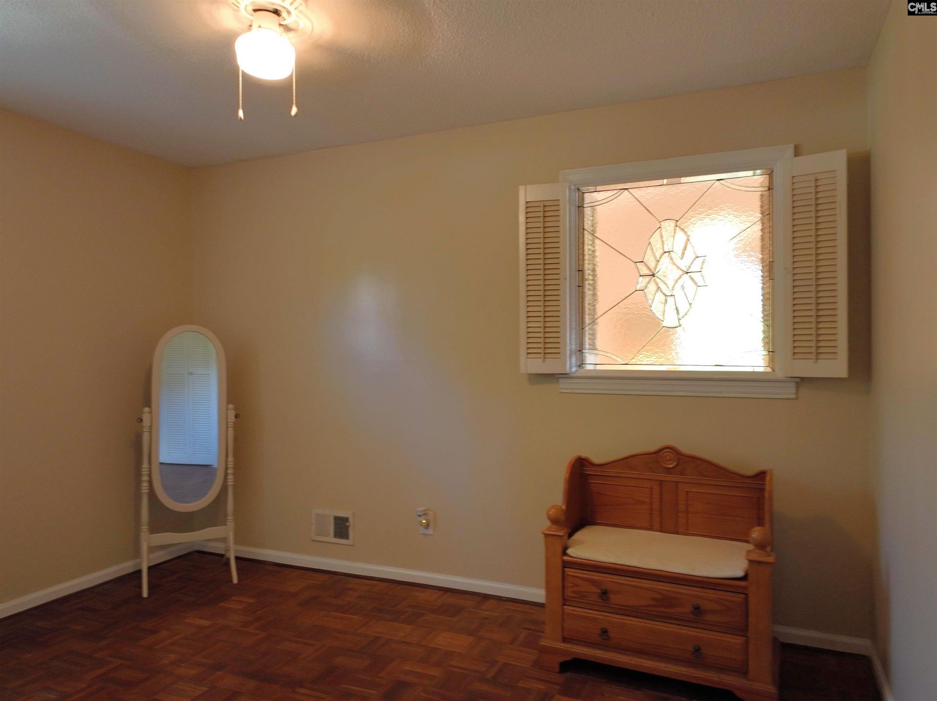 104 Oak Leaf Lane  Photo 29