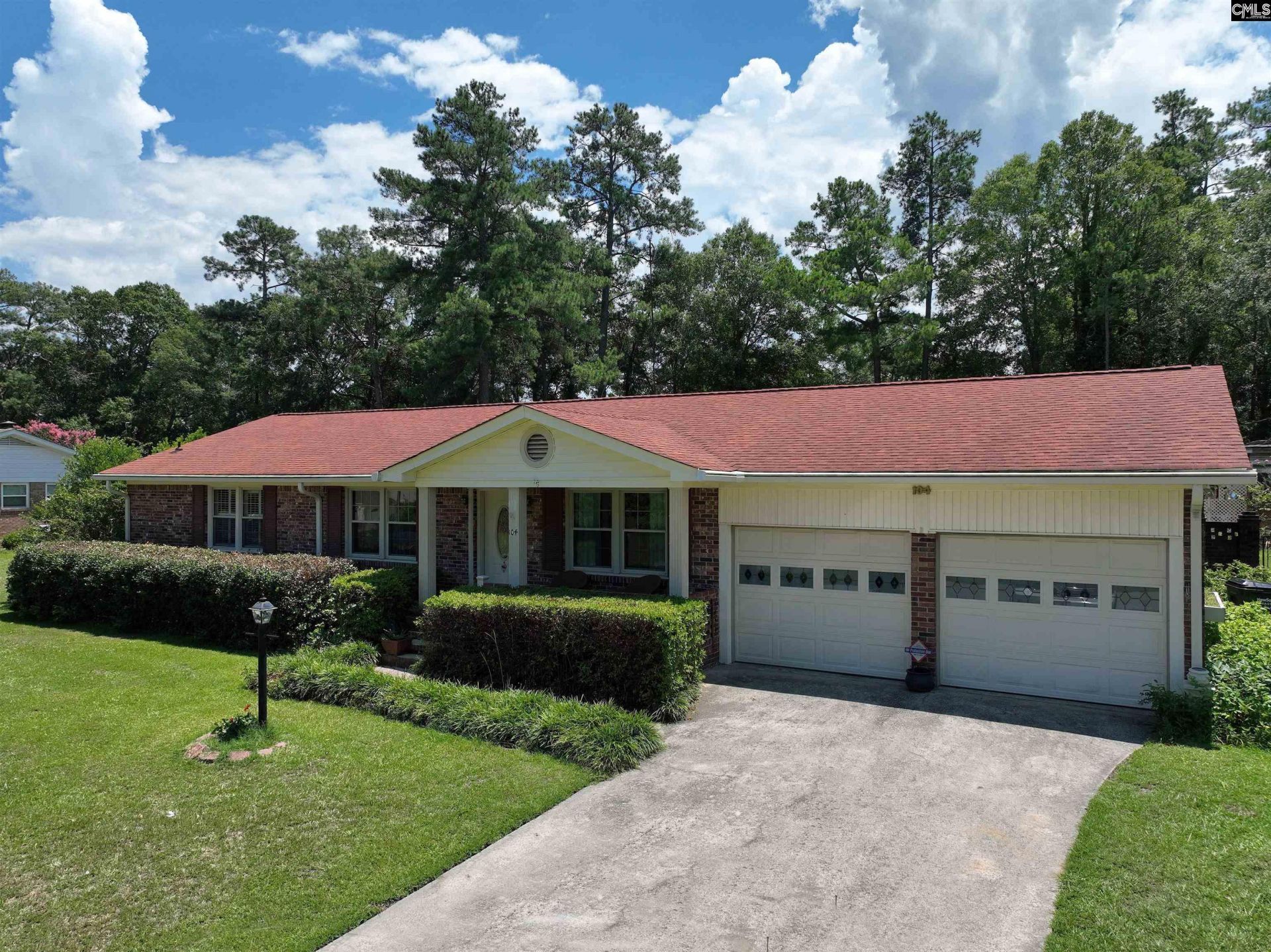 104 Oak Leaf Lane  Photo 7