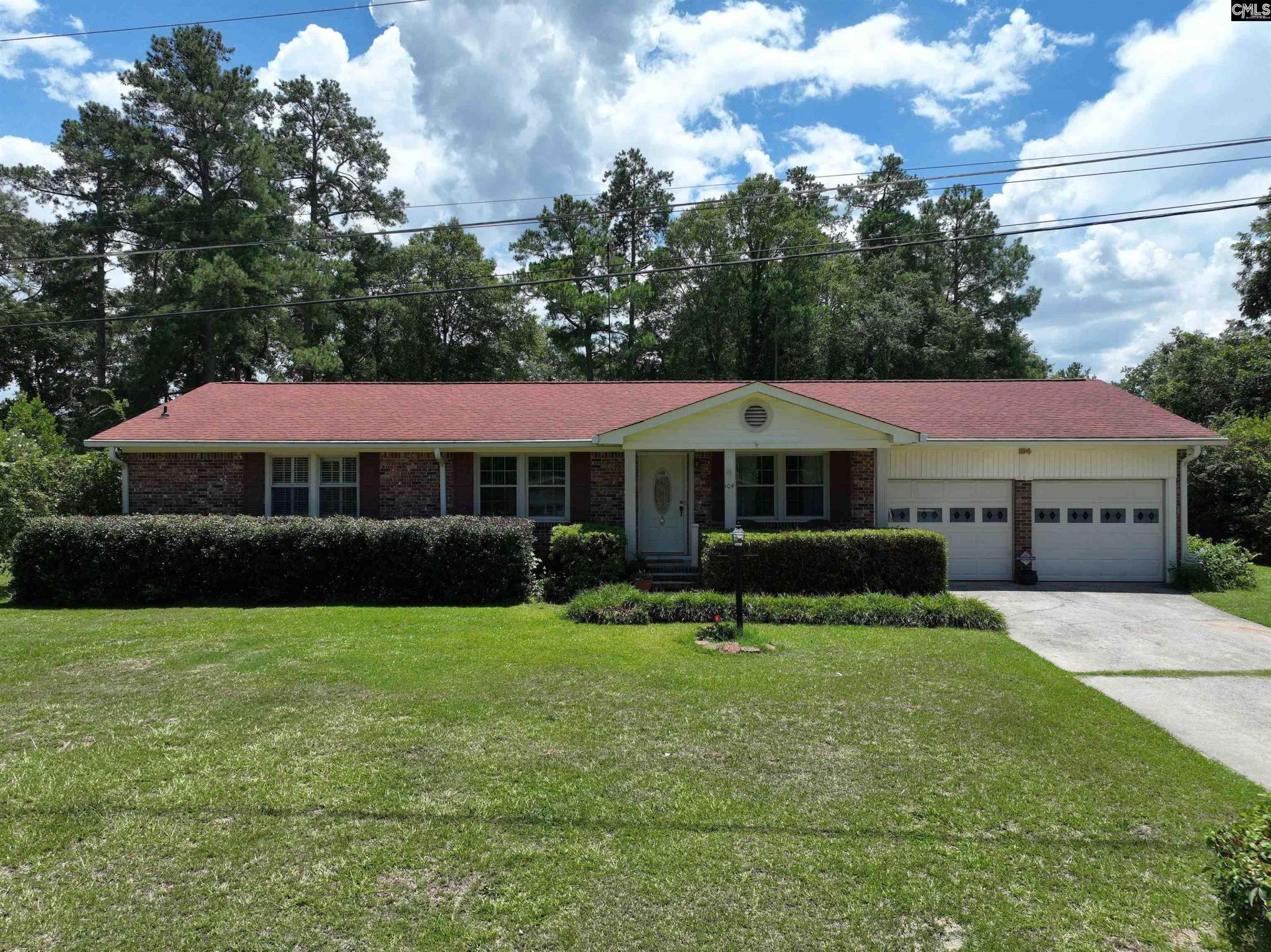 104 Oak Leaf Lane  Photo 8
