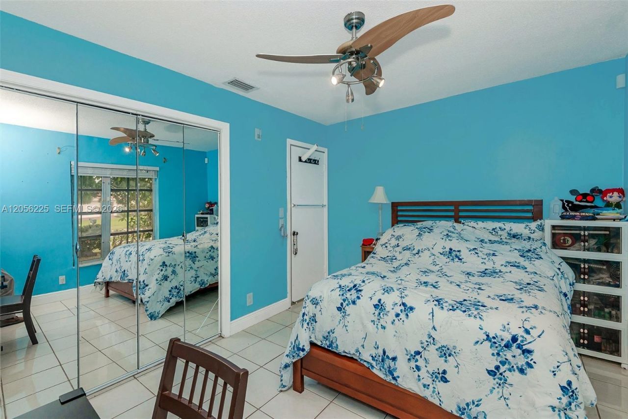 8210 NW 68th Ter , Tamarac, FL 33321 Photo