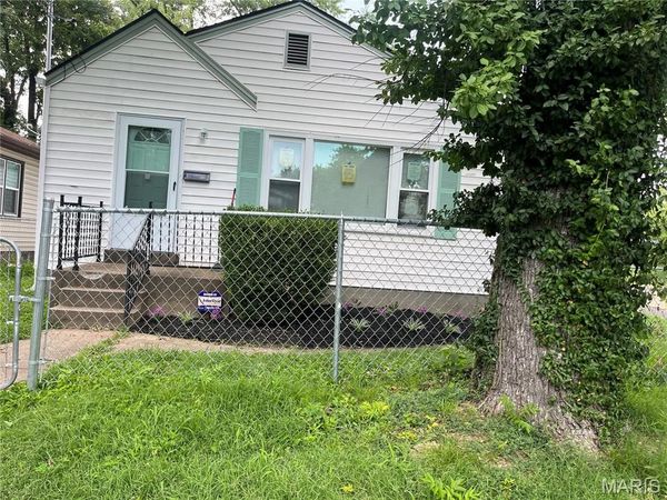 5479 Hamilton Avenue , Jennings, MO 63136