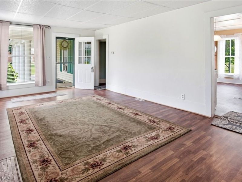 32 E 1st Street, Frazeysburg, OH 43822 Photo 12