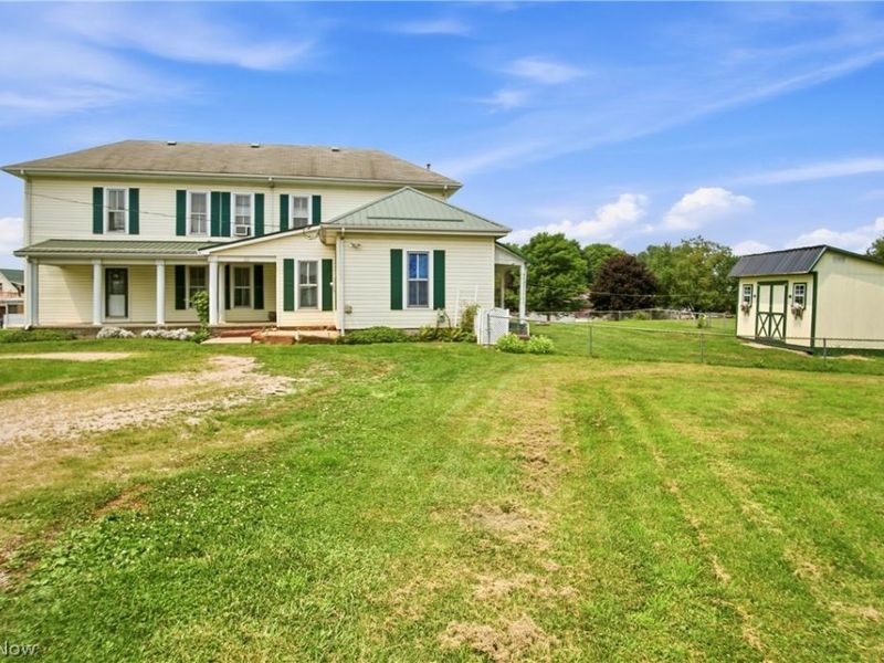 32 E 1st Street, Frazeysburg, OH 43822 Photo 4