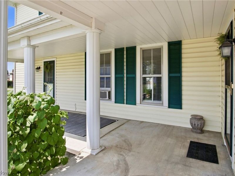32 E 1st Street, Frazeysburg, OH 43822 Photo 6