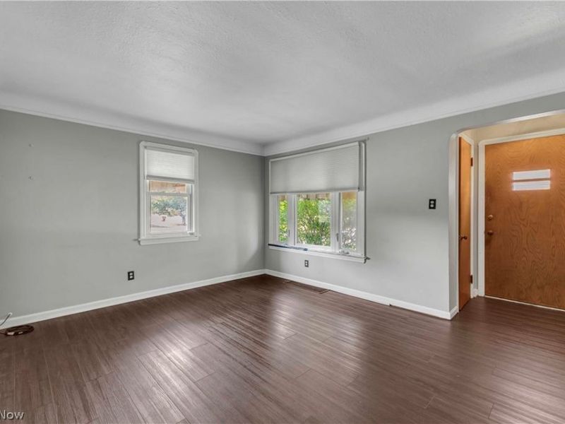 5233 W 16th Street, Parma, OH 44134 Photo 3