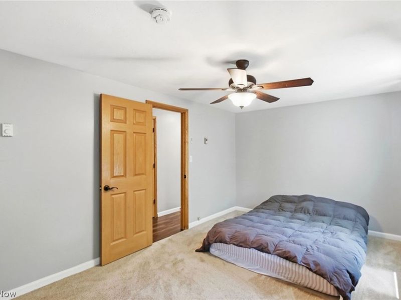 8870 N Spring Valley Park Drive, Chagrin Falls, OH 44023 Photo 24