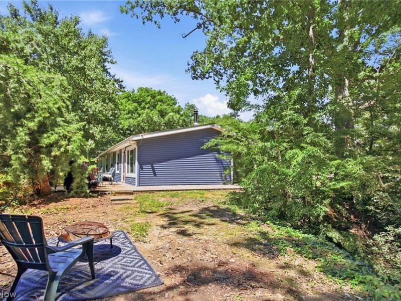 8870 N Spring Valley Park Drive, Chagrin Falls, OH 44023 Photo 34