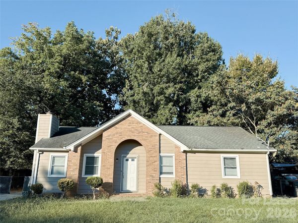2601 Dion Avenue, Charlotte, NC 28212