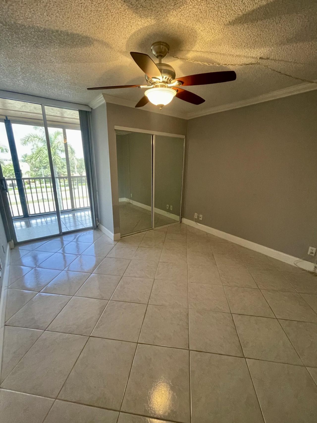 740 S Federal Highway, Unit 410, Pompano Beach, FL 33062 Photo