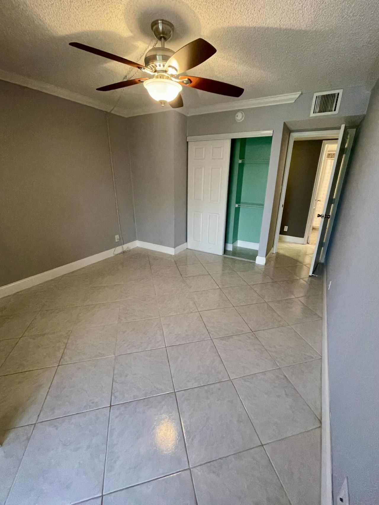 740 S Federal Highway, Unit 410, Pompano Beach, FL 33062 Photo