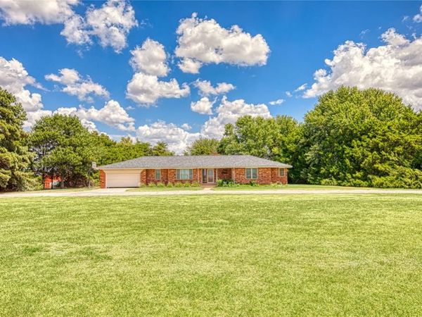 46864 Us Highway 270 Highway, Seiling, OK 73853