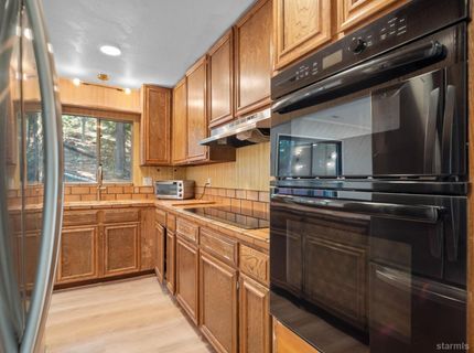 1615 Southern Pines Drive, South Lake Tahoe, CA 96150 Photo
