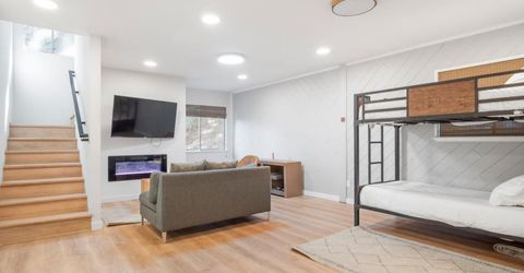 1615 Southern Pines Drive, South Lake Tahoe, CA 96150 Photo