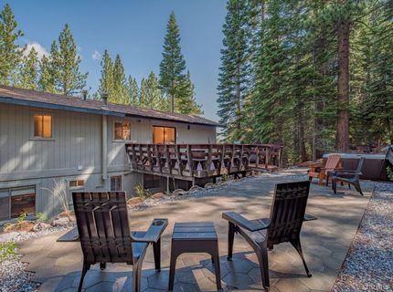 1615 Southern Pines Drive, South Lake Tahoe, CA 96150 Photo