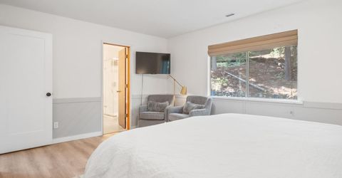 1615 Southern Pines Drive, South Lake Tahoe, CA 96150 Photo