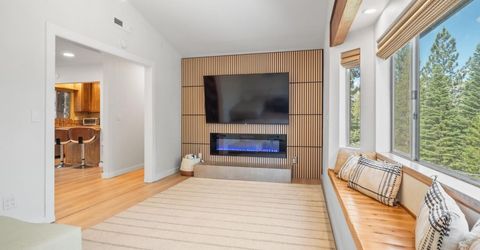 1615 Southern Pines Drive, South Lake Tahoe, CA 96150 Photo