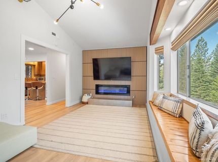 1615 Southern Pines Drive, South Lake Tahoe, CA 96150 Photo