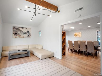 1615 Southern Pines Drive, South Lake Tahoe, CA 96150 Photo
