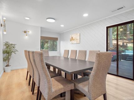 1615 Southern Pines Drive, South Lake Tahoe, CA 96150 Photo