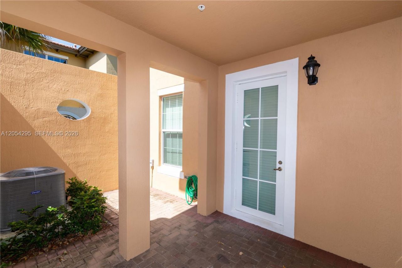 1510 SW 147th Ter , Pembroke Pines, FL 33027 Photo