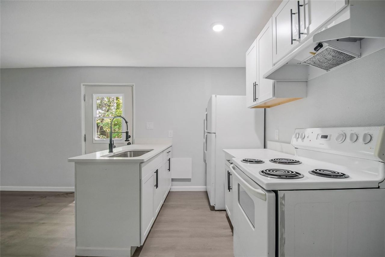 1504 W Line Street , Leesburg, FL 34748 Photo