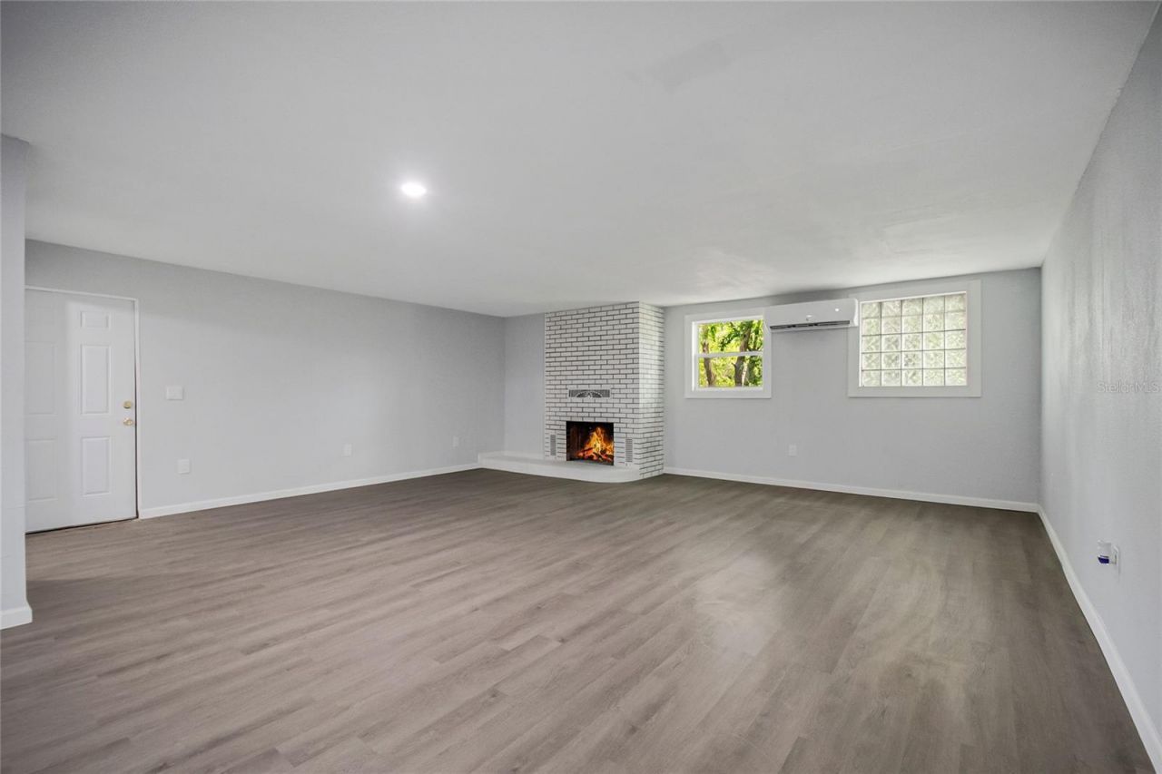 1504 W Line Street , Leesburg, FL 34748 Photo