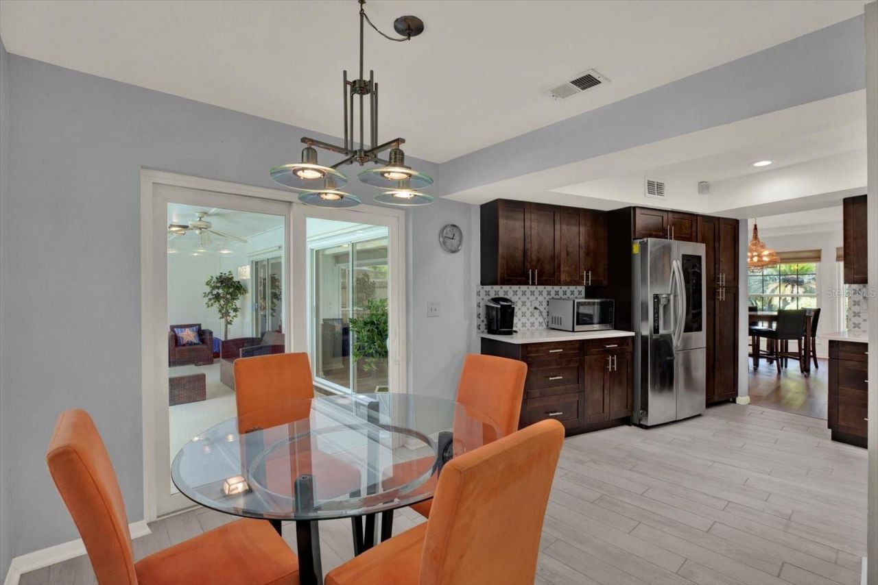 1805 Tawnee Place , Brandon, FL 33510 Photo