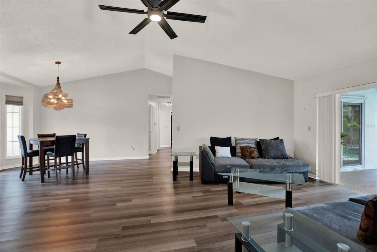 1805 Tawnee Place , Brandon, FL 33510 Photo