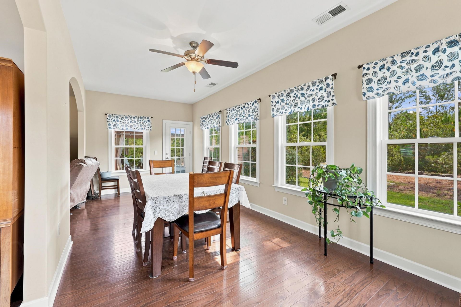 9104 Minim Ct. Photo 13