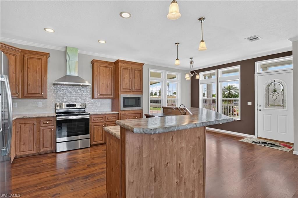 5671 Captain John Smith Loop , North Fort Myers, FL 33917 Photo