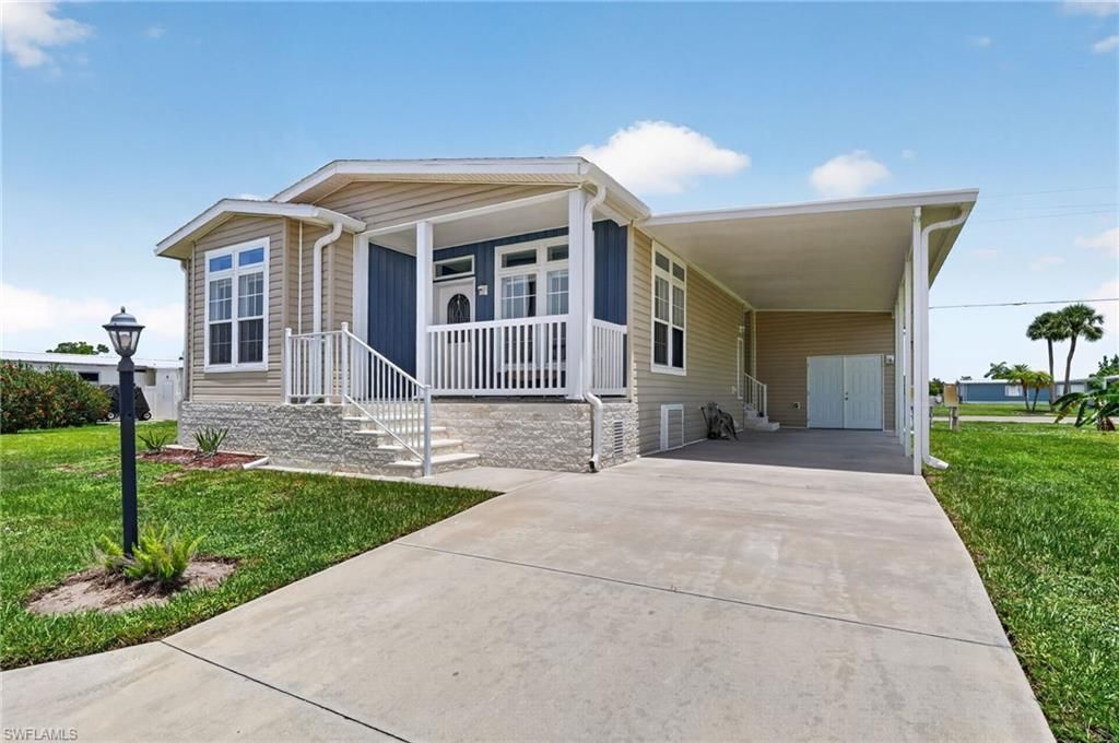 5671 Captain John Smith Loop , North Fort Myers, FL 33917 Photo