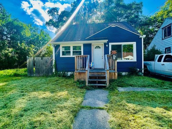 3419 Seneca Street, Flint, MI 48504